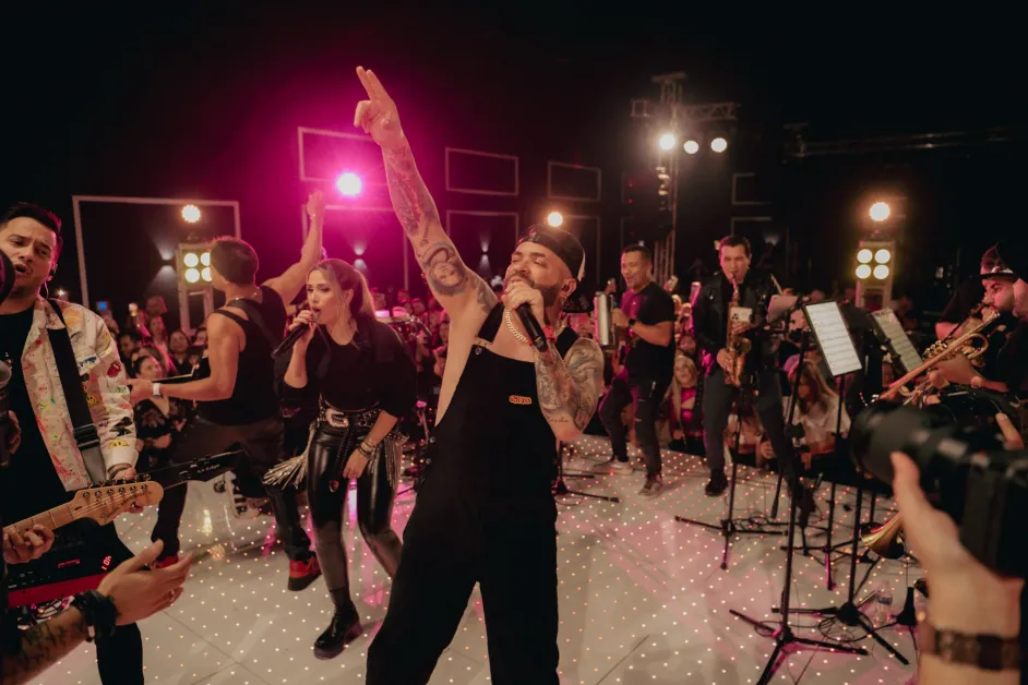 Detrás del éxito de la banda de sesiones en vivo Free Cover: ‘La gente quiere estar alegre’